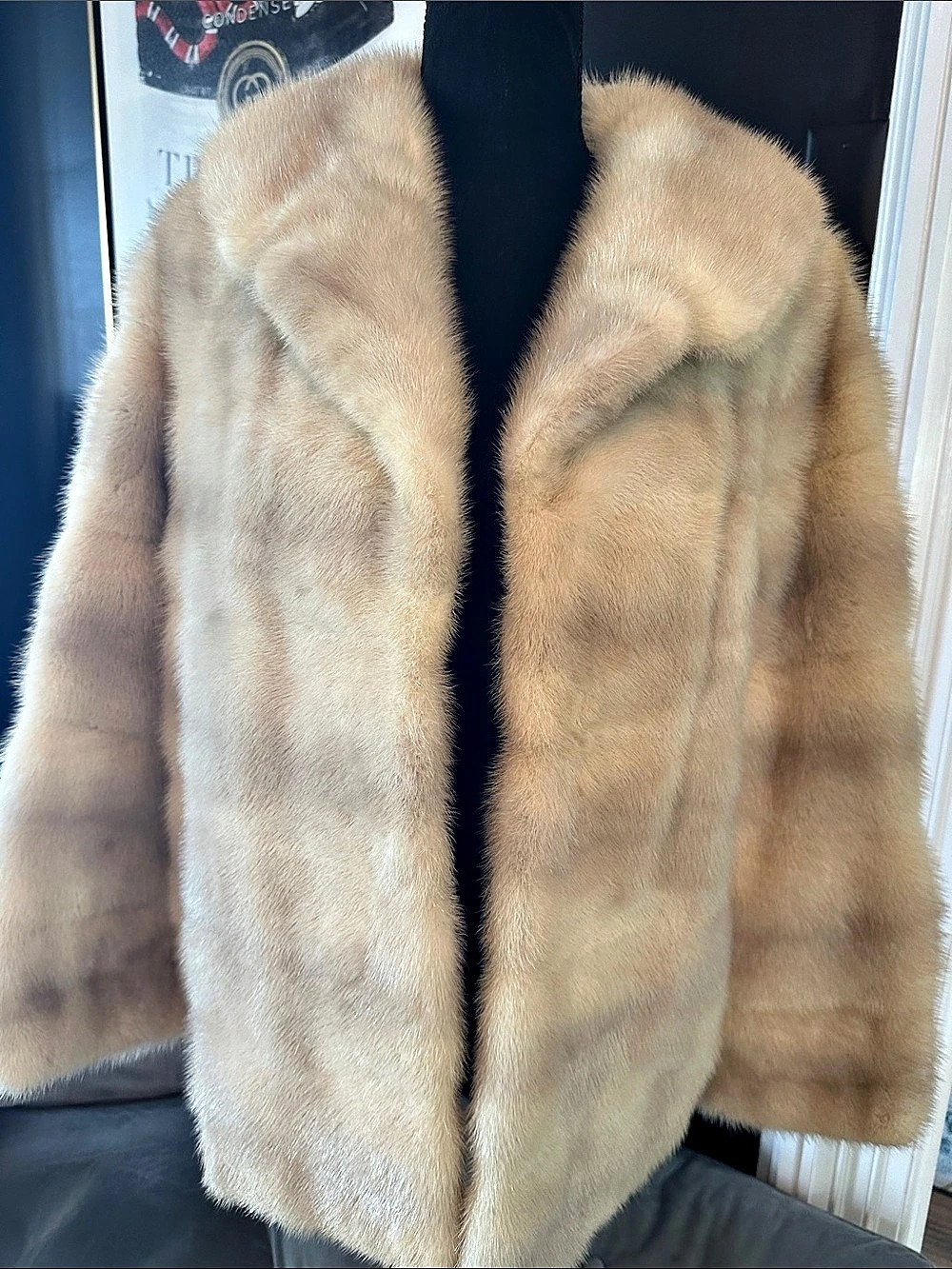 Vintage genuine mink Fur jacket in beige Like New sm/med